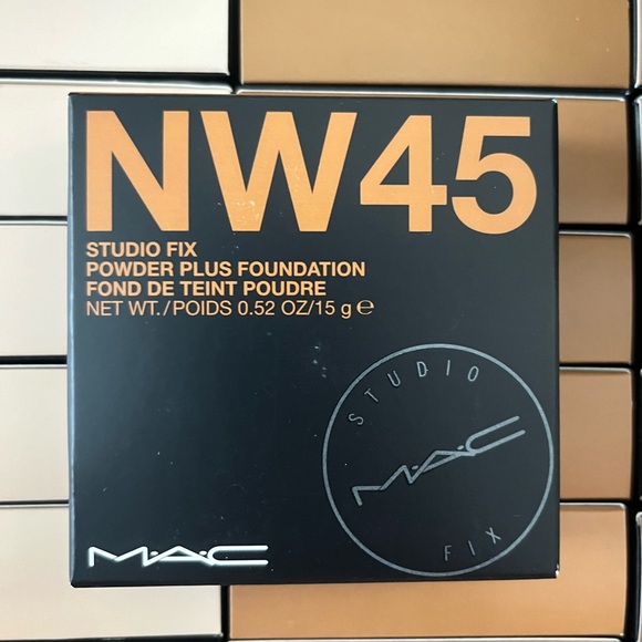 New original MAC Cosmetics Studio Fix Powder Plus Foundation - Picture 15 of 16